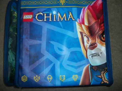 Lego Chima Battle Case holds 400 brinks plus battle zone New