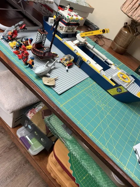 LEGO City: Ocean Exploration Ship (60266)