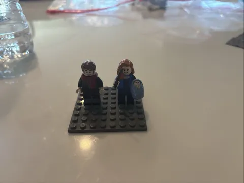 James Potter and Lily Potter & Baby Harry LEGO Collectible Minifigures 71028.