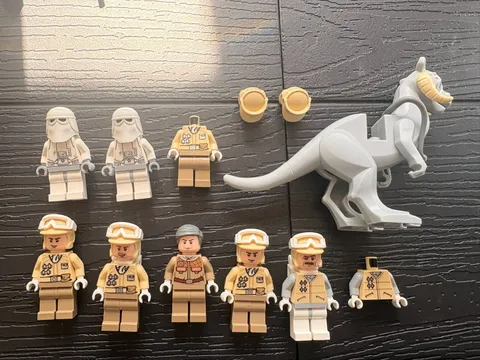 LEGO Star Wars Hoth Commander Rebel Troopers and Snow troopers Minifigure Lot