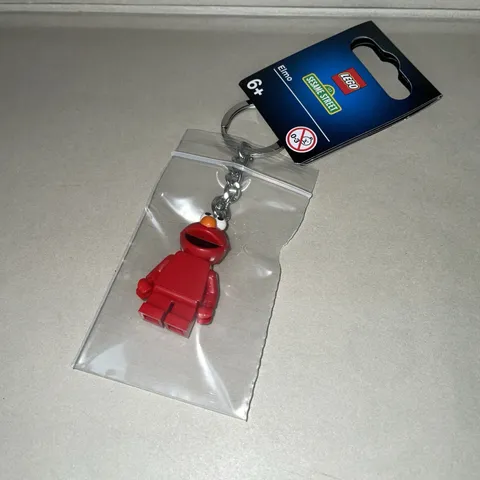 New Lego Sesame Street Elmo Minifigure Keychain 854145