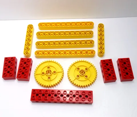 LEGO TECHNIC Thick Gear Liftarm Brick Bulk Yellow Red Lot of 13 pieces