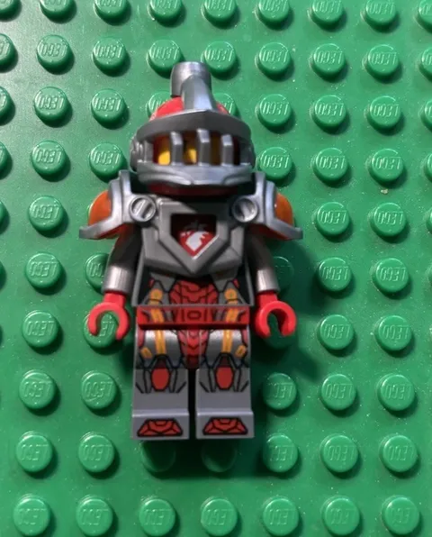 LEGO Nexo Knights Macy Halbert Minifigure  nex016 70323 70314
