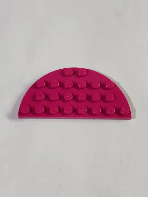 LEGO Parts 22888 Plate ● Round Half 4 x 8 ● Magenta ● 1 piece