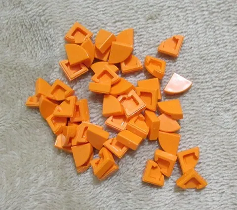 Share LEGO Tile, Round 1 x 1 Quarter Orange no. 25269 (Qty 50) *NEW*