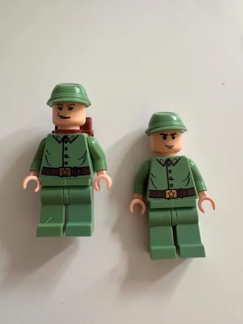 LEGO Indiana Jones | Russian Guard 3 + 2 - Item No: iaj021 + iaj017