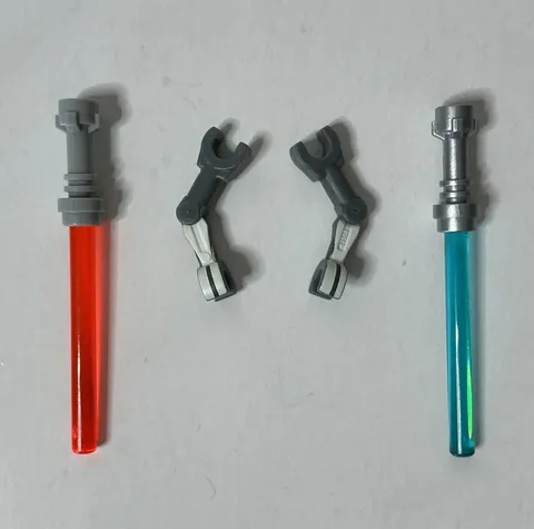 LEGO Star Wars General Grievous Minifigure ARMS Lot Of 2 White & 2 Lightsabers
