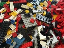 Over 2.5kg Lego Bundle: 50% Plates, Lots Of Bows & Red Bricks - Excellent Mix