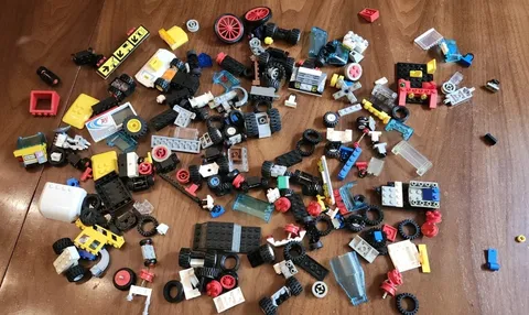 Vintage LEGO 200+ Piece Lot WHEELS Tires Axles Automobile Car Vehicle Parts Bulk