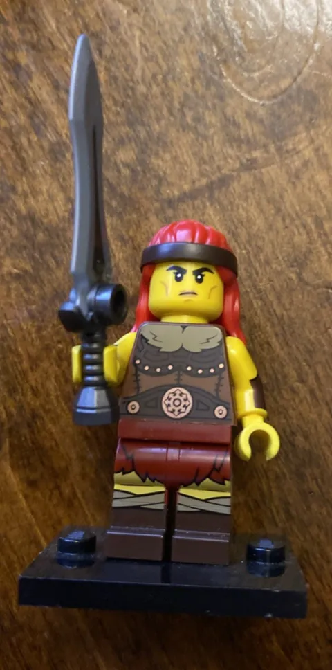 LEGO Series 25 Collectible Minifigures 71045 - Fierce Barbarian