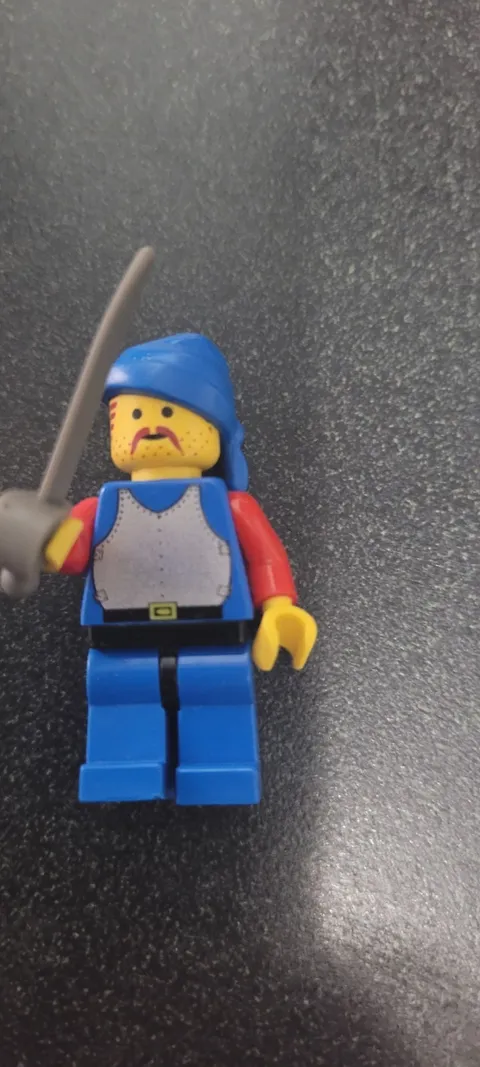 LEGO Castle Knight Minifigure w/ Blue Helmet, Gray Armor & Sword