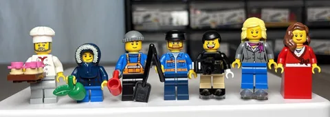 LEGO Creator Expert 10216 Winter Village Bakery MINIFIGURES ONLY Chef Christmas