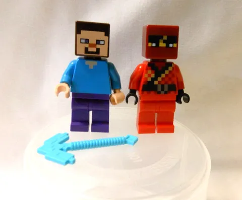 LOT OF 2: LEGO MINIFIGURE Steve With Diamond Pickaxe min009 AND KAI MIN0777