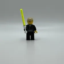 LEGO Star Wars Luke Skywalker w/ Black Left Hand Minifigure SW0068
