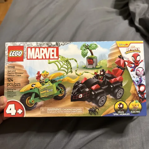 LEGO Spider-Man: Spin and Electro Dinosaur Vehicle Chase (11198)