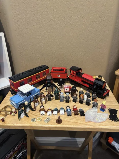 LEGO Harry Potter Bulk Lot Hogwarts Express Train Car Minifigs 4841 4738 4737
