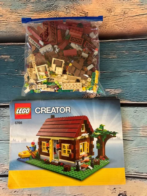 LEGO CREATOR: Log Cabin (5766) 100% complete