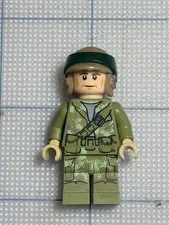 Endor Rebel Trooper 1 (Olive Green) Star Wars Lego Minifigure (sw0645)
