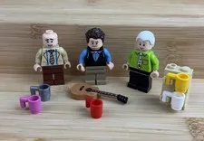 Lego F.R.I.E.N.D.S Central Park Ross Geller Chandler Bing & Gunther Minifigures