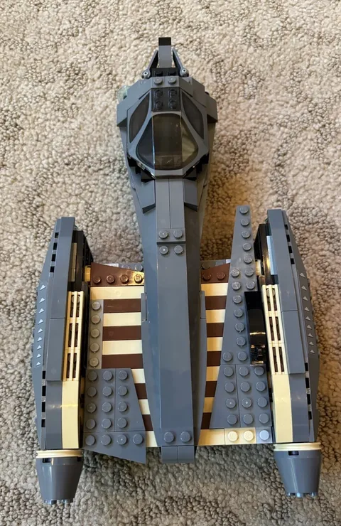 LEGO Star Wars: General Grievous' Starfighter (8095) - Sold as Pictured