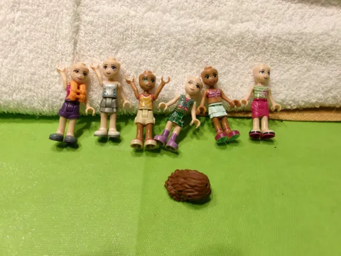 Lego Friends Mini Min Figures Lot Of 6