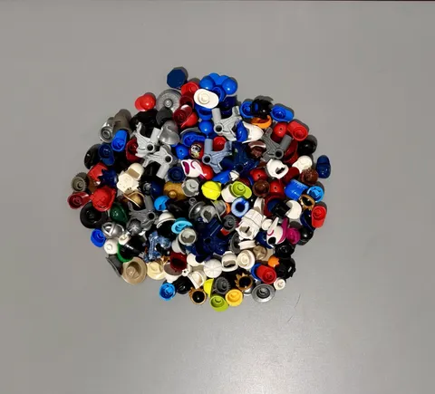 Large Lego Assorted Minifigure Headgear Lot Of 175 Pieces