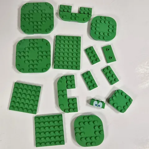 LEGO Light Green Parts Lot Pieces Mixed Bricks Plates Baseplates Printed Eyes