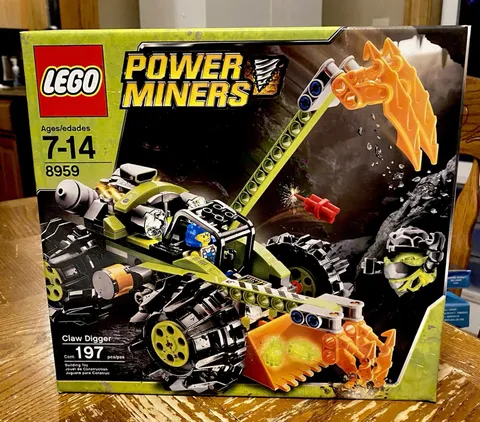 Lego 8959 Power Miners Claw Digger Sulfurix Minifigure Retired 2009 Brand New