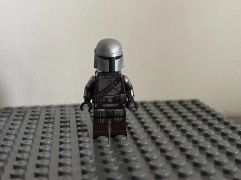 LEGO Star Wars The Mandalorian Din Djarin Minifigure Wrong Head Jet Pack As Is