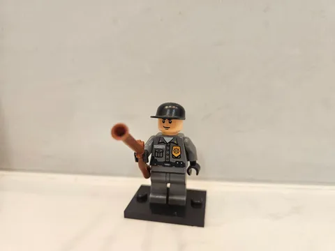 lego Batman Arkham Asylum Guard Minifigure