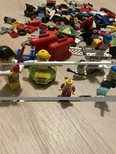 Rare Vintage LEGO Police home maker Minifigures Canopies space boat keel m tron 