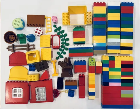 Lego Duplo Lot Of 135 Regular & Specialty Random Pieces Building Blocks 4.5 lbs