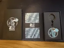 New Lego Star Wars Exclusive Promo 25th Anniversary Metal R2-D2 Keychain 107544