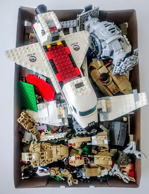 Misc. Loose Lego Lot Star Wars Ships Groot City Space Shuttle Incomplete 