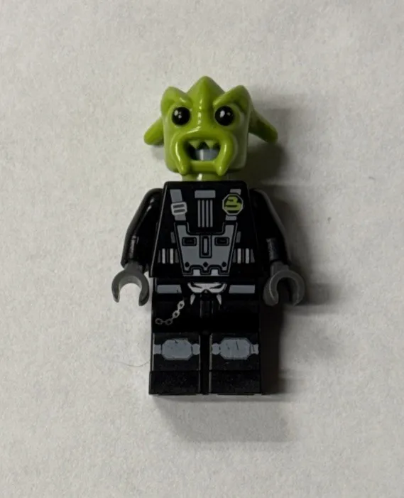 Lego Minifigure Rench 5981 Alien Villian Space Police III 3 Mini Figure