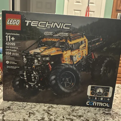 LEGO Technic 42099 4X4 X-treme Off-Roader Control+ Set 958 pcs Ages 11+