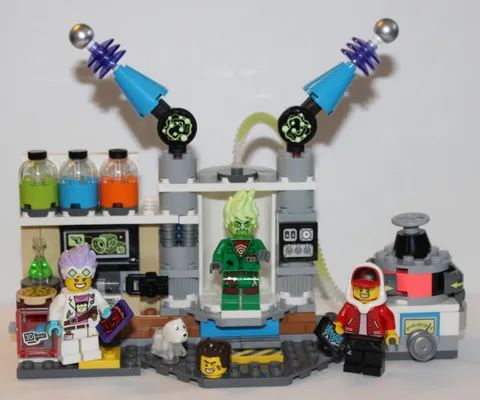 2019 Hidden Side Lego set #70418 J.B.'s Ghost Lab 100% complete!
