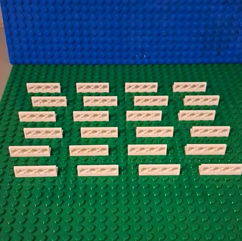 LEGO White Lattice Fence. 1x4x1. Lot Of 24. Excellent Condition