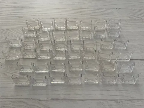 LEGO LOT 44 PCS TRANS CLEAR 2X4 WINDSCREEN WINDSHIELD BUILDING PIECES
