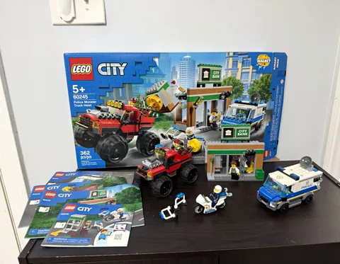 LEGO City Police Monster Truck Heist 60245 362 pcs 5+ w/ Box & Instructions
