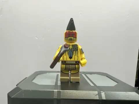 LEGO Collectible Series 10: Tomahawk Warrior - Figure - Set 71001 col149