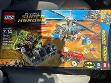 LEGO DC Super Heroes Batman Scarecrow Harvest of Fear 76054 read description