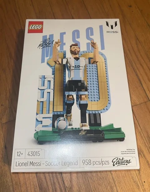 LEGO Icons Lionel Messi Soccer Legend 43015 2-in-1 Set
