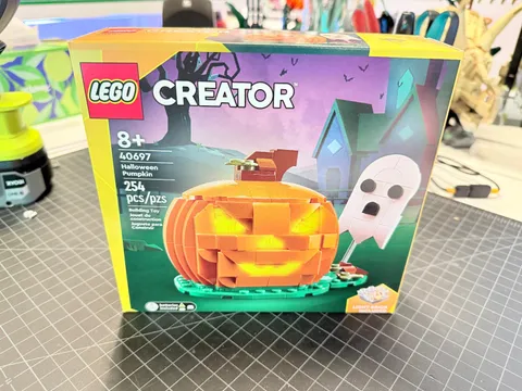 LEGO Creator Halloween Pumpkin  (40697) New/Sealed