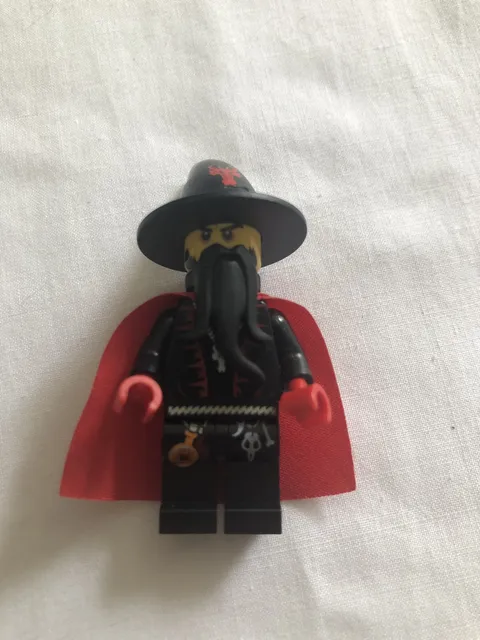 Lego Dragon Wizard Minifigure Castle 70403 cas534 damaged on 1 side cracked