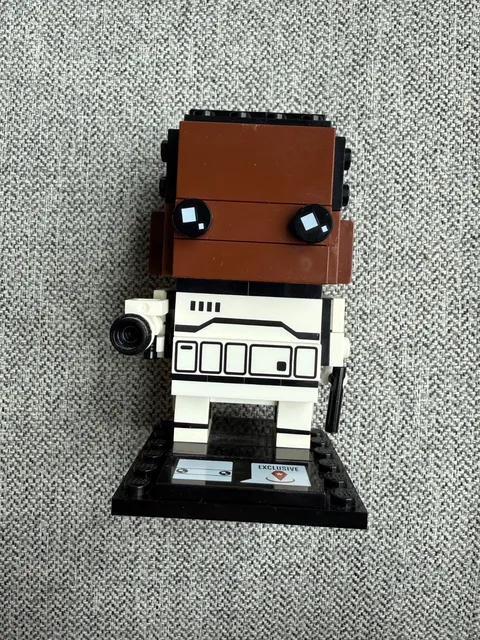 LEGO BRICKHEADZ Star Wars Finn 41485 Complete Retired 2017