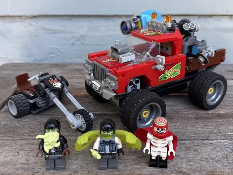 LEGO Hidden Side 70421 El Fuego’s Stunt Truck INCOMPLETE