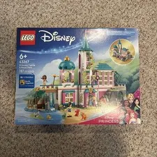 LEGO 43267 Disney Princess Castle & Royal Pets - Brand New