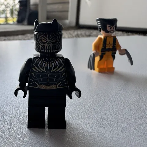 LEGO Marvel Erik Killmonger Golden Jaguar Minifigure sh0477 Black Panther 76099
