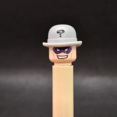 LEGO BATMAN - Minifig, Head Male Mask Purple with Eyeholes (The Riddler)  W/ Hat